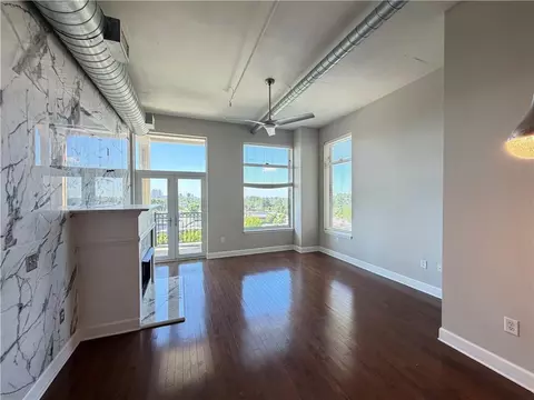 3820 Roswell Rd NE #902, Atlanta, GA 30342