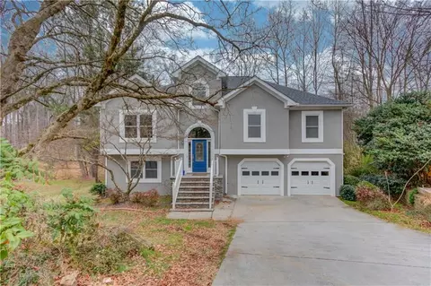 885 Long Branch Cir, Sugar Hill, GA 30518