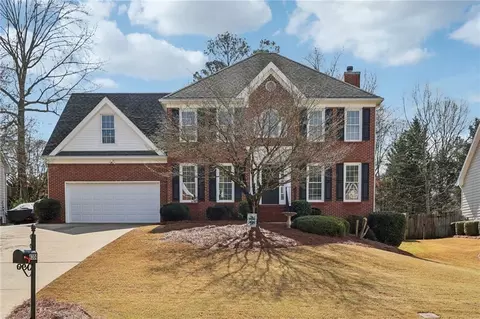 4304 Cedar Bluff Way SW, Lilburn, GA 30047