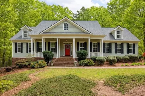 5522 Tyree Rd, Winston, GA 30187