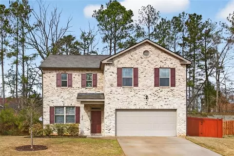 1538 Woodvale St, Hampton, GA 30228
