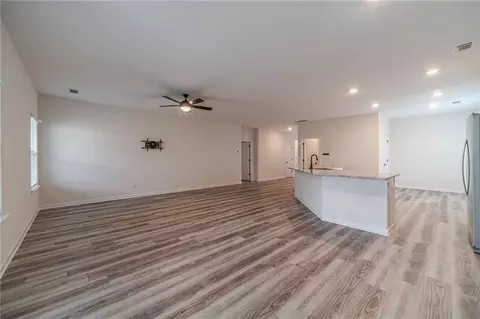 Living - 3934 Saddle Bag Ct, Dacula, GA 30019 photo 6 of 7