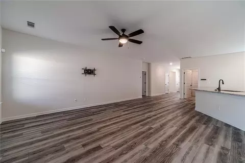 Living - 3934 Saddle Bag Ct, Dacula, GA 30019 photo 4 of 7