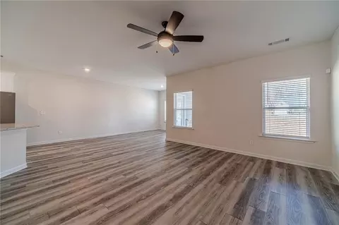 Living - 3934 Saddle Bag Ct, Dacula, GA 30019 photo 2 of 7