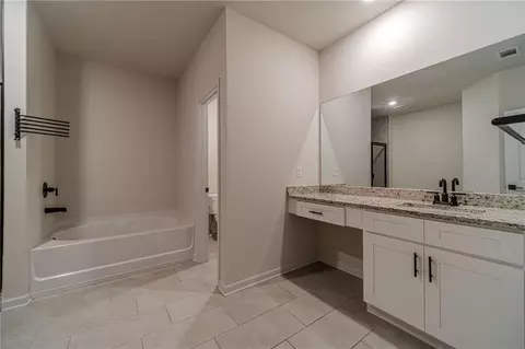 Bath - 3934 Saddle Bag Ct, Dacula, GA 30019 photo 1 of 5