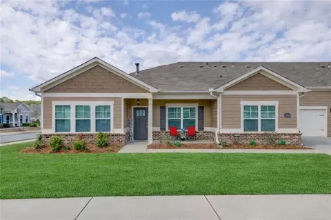 2929 Rambler Dr, Loganville, GA 30052
