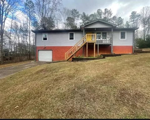 8855 Daerwater Dr, Winston, GA 30187