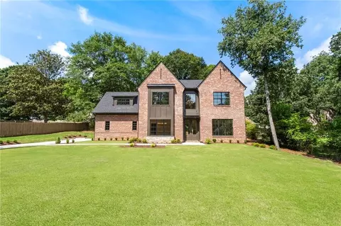 3711 Mountain Cove Rd, Snellville, GA 30039