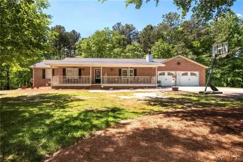 1880 Holman Rd, Hoschton, GA 30548