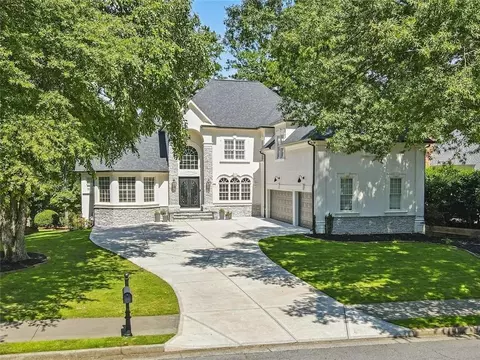 14710 Creek Club Dr, Milton, GA 30004