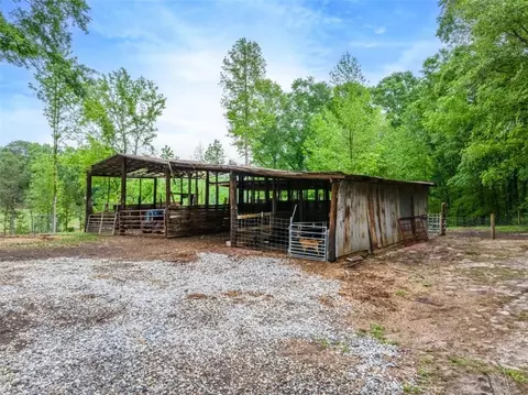 Exterior - 2630 Prospect Rd, Toccoa, GA 30577 photo 4 of 5