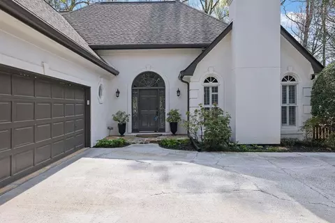 4610 Clivedon Ter, Peachtree Corners, GA 30092