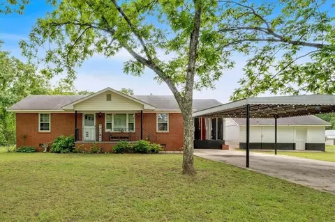 7783 Cantrell Rd, Douglasville, GA 30135