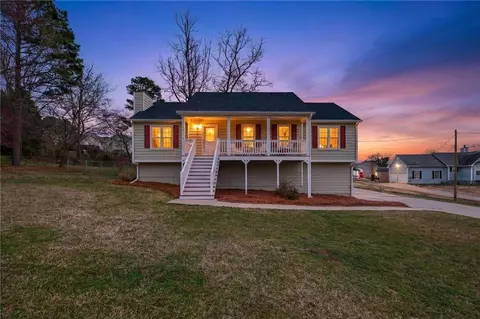 36 Hitchcock Dr, Villa Rica, GA 30180