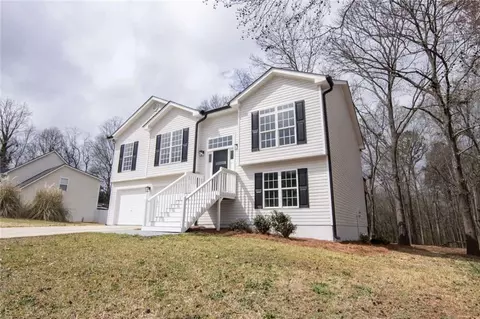 824 Eastmont Rd, Winder, GA 30680
