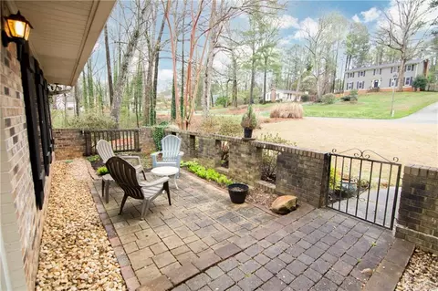 2703 Heath Ln, Duluth, GA 30096 photo 8
