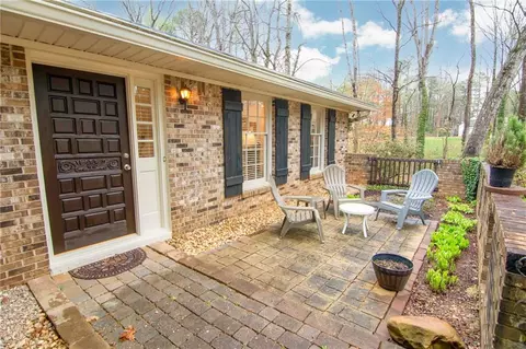 2703 Heath Ln, Duluth, GA 30096 photo 9