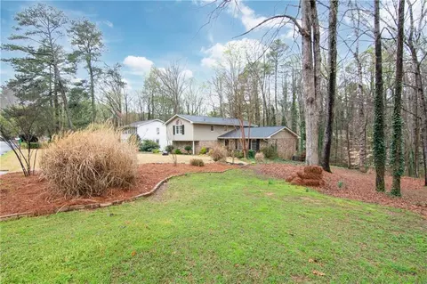 2703 Heath Ln, Duluth, GA 30096 photo 5