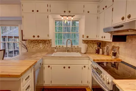 2703 Heath Ln, Duluth, GA 30096 photo 21