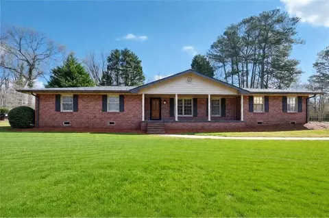 860 Tranquil Dr, Austell, GA 30106