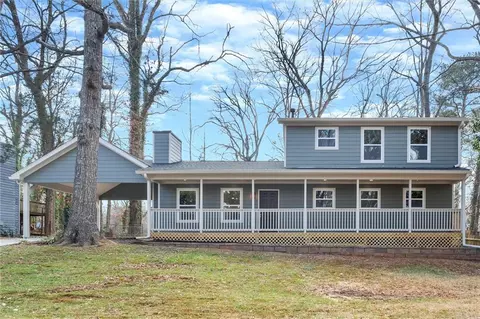 2903 Woodhollow Ln, Jonesboro, GA 30236