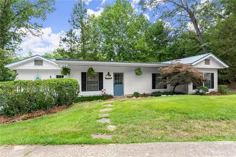 5252 Trudy Cir, Gainesville, GA 30504