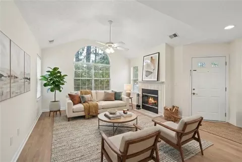 3758 NW Vineyards Lake Cir NW #8, Kennesaw, GA 30144