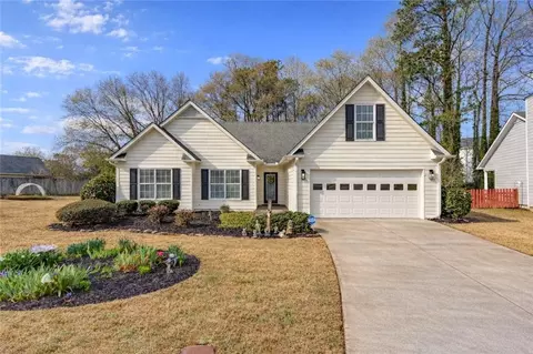 727 Bostonian Way, Lawrenceville, GA 30046