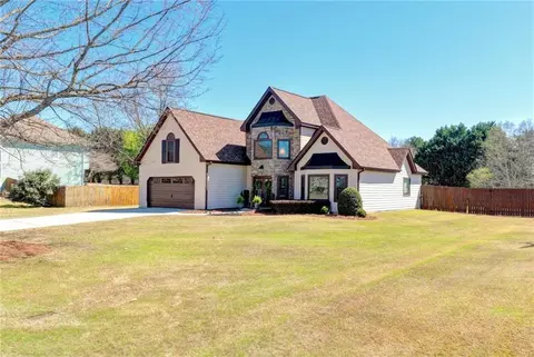 408 Beech Hollow Trl, Loganville, GA 30052