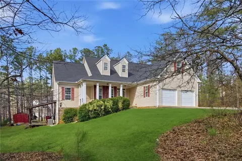 8866 Camp Tree Ct, Winston, GA 30187