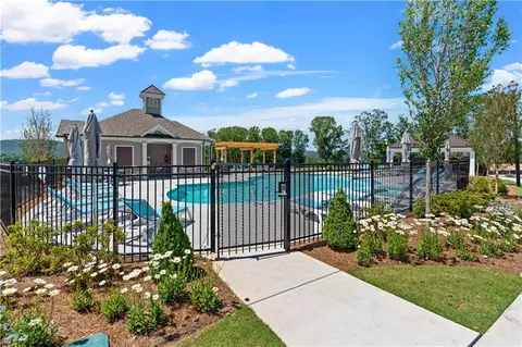 652 Skytop Dr #147, Cumming, GA 30040