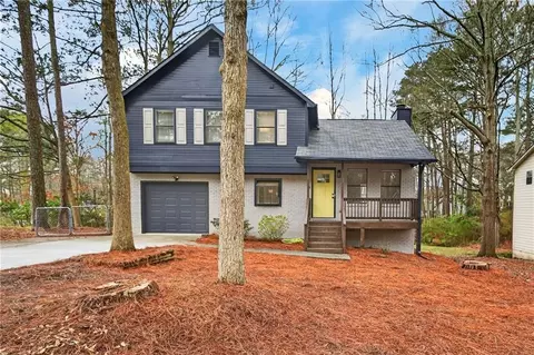 6537 River Glen Dr, Riverdale, GA 30296