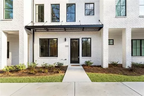 2202 Carlton Ct, Atlanta, GA 30318
