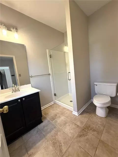 Bath - 1035 Brookstead Chase, Duluth, GA 30097 photo 2 of 12