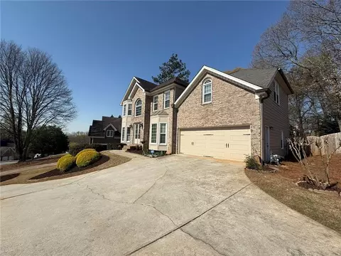 Exterior - 1035 Brookstead Chase, Duluth, GA 30097 photo 7 of 10