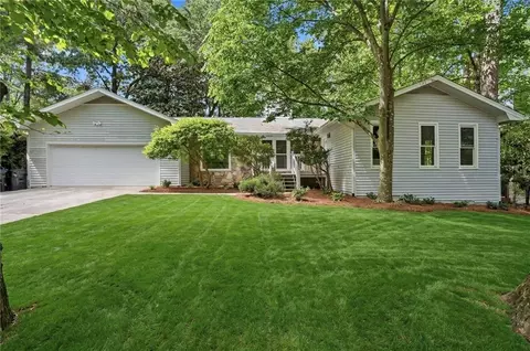 2160 Six Branches Dr, Roswell, GA 30076