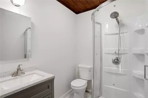 Bath - 170 Waters Bridge Cir, Covington, GA 30014 photo 1 of 2