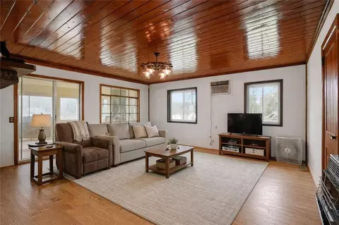 Living - 170 Waters Bridge Cir, Covington, GA 30014 photo 2 of 5