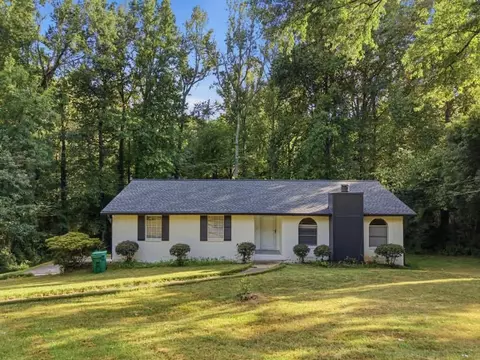 611 Navarre Dr, Stone Mountain, GA 30087