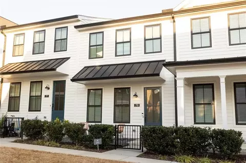 79 Arnold Poplar Ln, Auburn, GA 30011