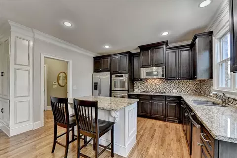 Kitchen - 8020 Prestwick Cir, Duluth, GA 30097 photo 1 of 11