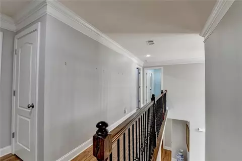 Entry Way - 8020 Prestwick Cir, Duluth, GA 30097 photo 7 of 8