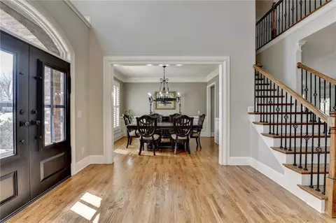 Entry Way - 8020 Prestwick Cir, Duluth, GA 30097 photo 4 of 8