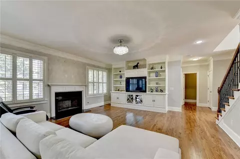 Living - 8020 Prestwick Cir, Duluth, GA 30097 photo 5 of 6