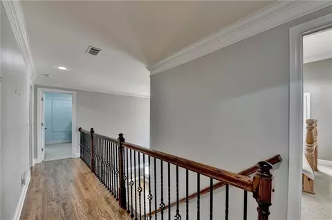 Entry Way - 8020 Prestwick Cir, Duluth, GA 30097 photo 8 of 8