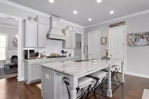 1870 Skyfall Cir, Brookhaven, GA 30319