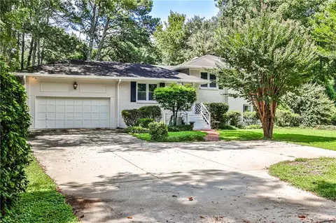 1356 Peachtree Battle Ave NW, Atlanta, GA 30327