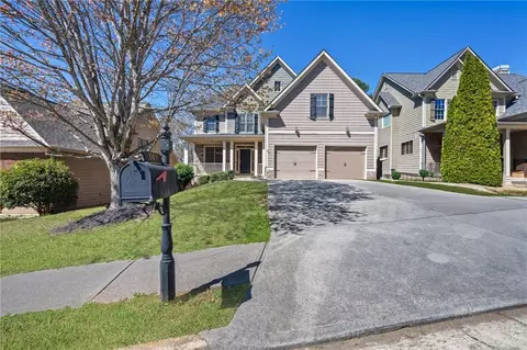 567 Blackberry Run Trl, Dallas, GA 30132