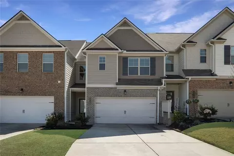 3914 Prospect Point Dr, Oakwood, GA 30566