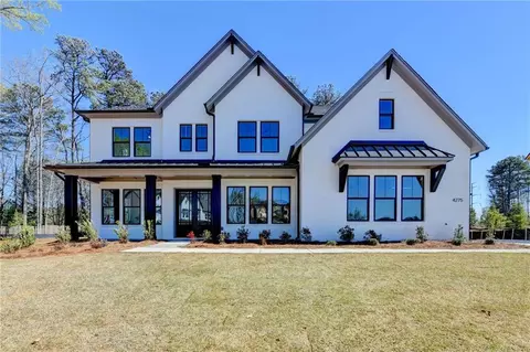 4275 Hawthorn Cir, Alpharetta, GA 30022